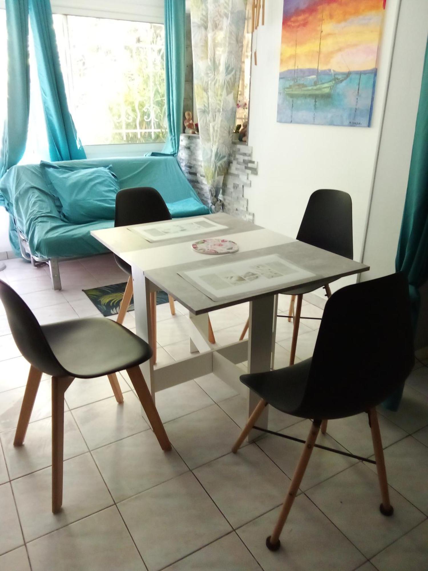 Jardin Et Bambous, Cosy, Classe 2 Etoiles * Marseillan (Herault)